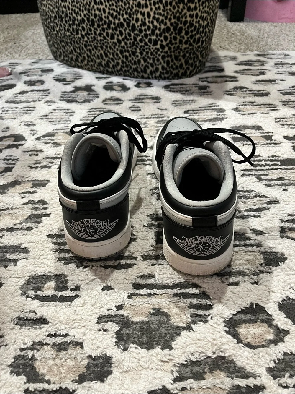 Nike Air Jordan 1 Low Smoke Grey